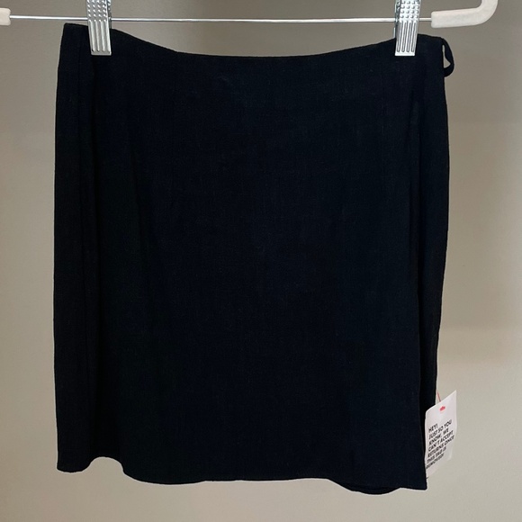 NWT Topshop Black Side Tie Linen Mini Skirt (Size US 4) - Picture 9 of 10